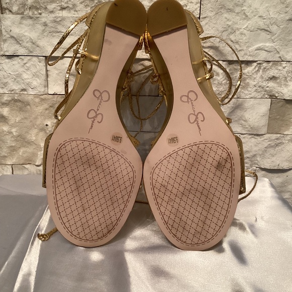 Jessica Simpson Valren Wedge Sandals - Picture 8 of 11